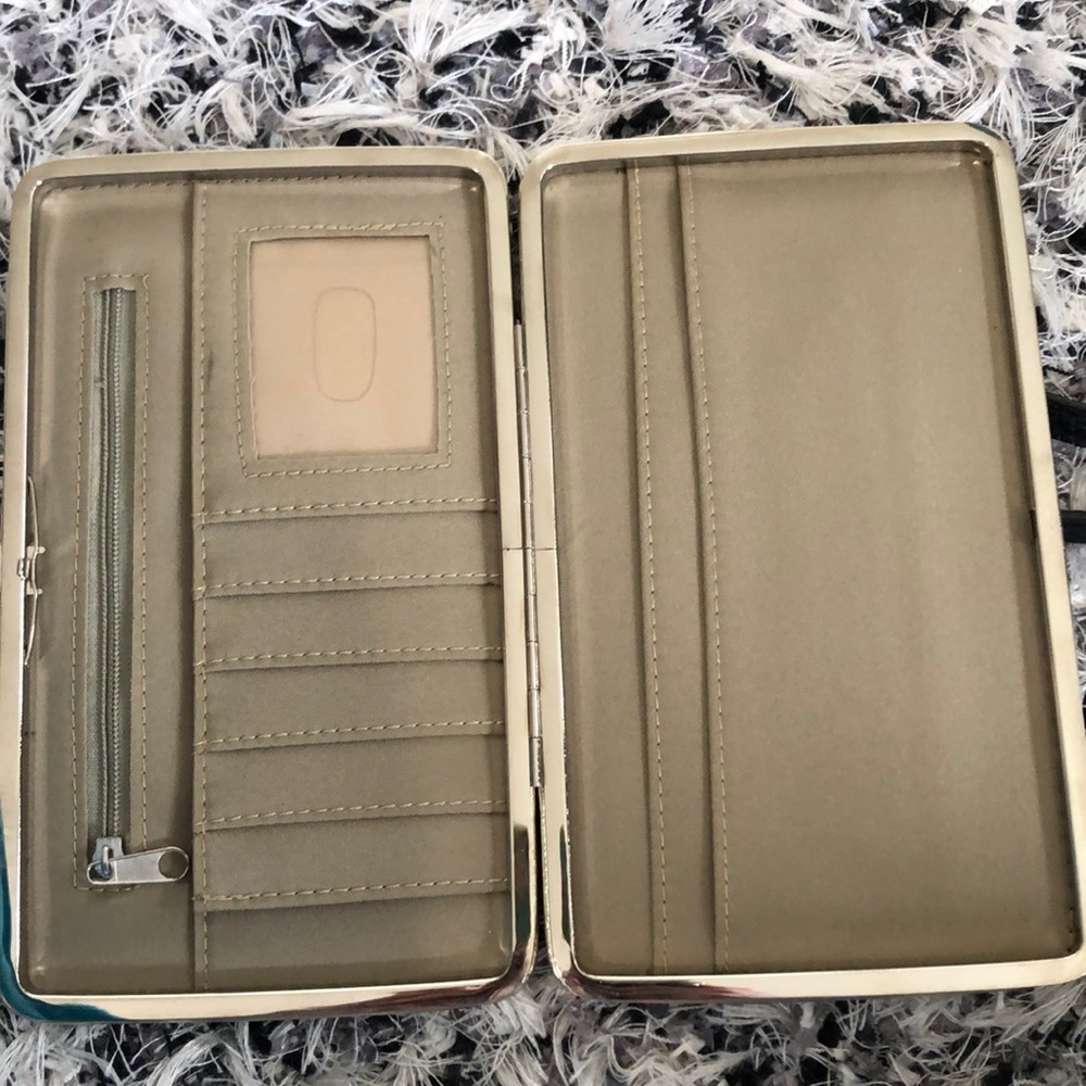 Wallet lot - Picture 7 of 8